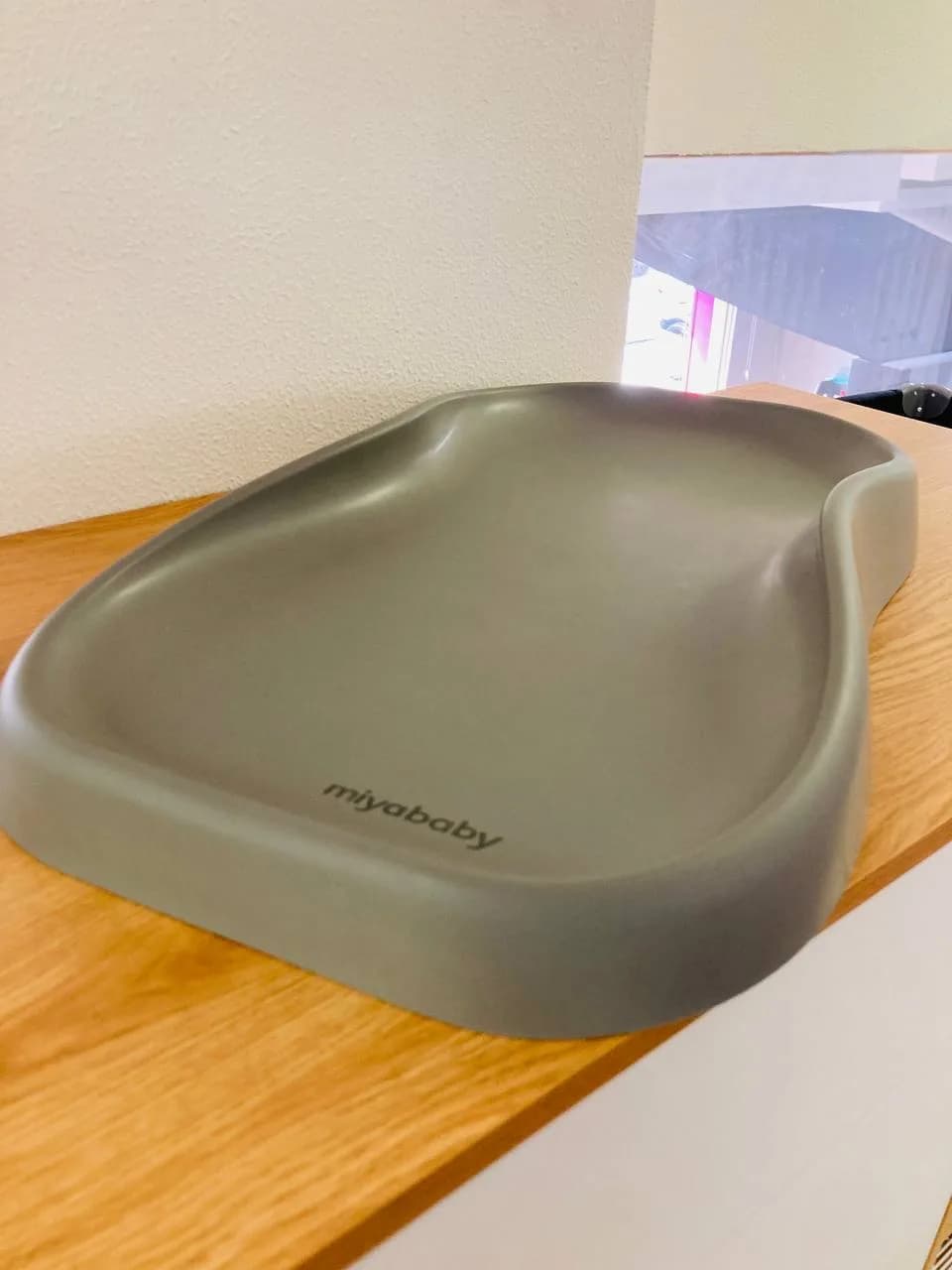 ROUNDED CHANGING SURFACE 2